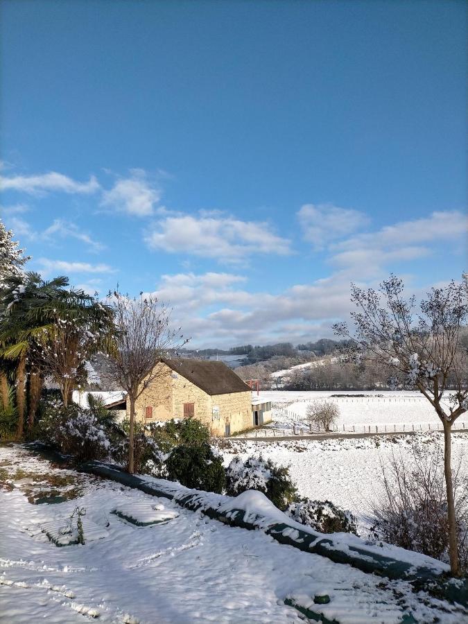 Chateau de Heaas Feas Buitenkant foto